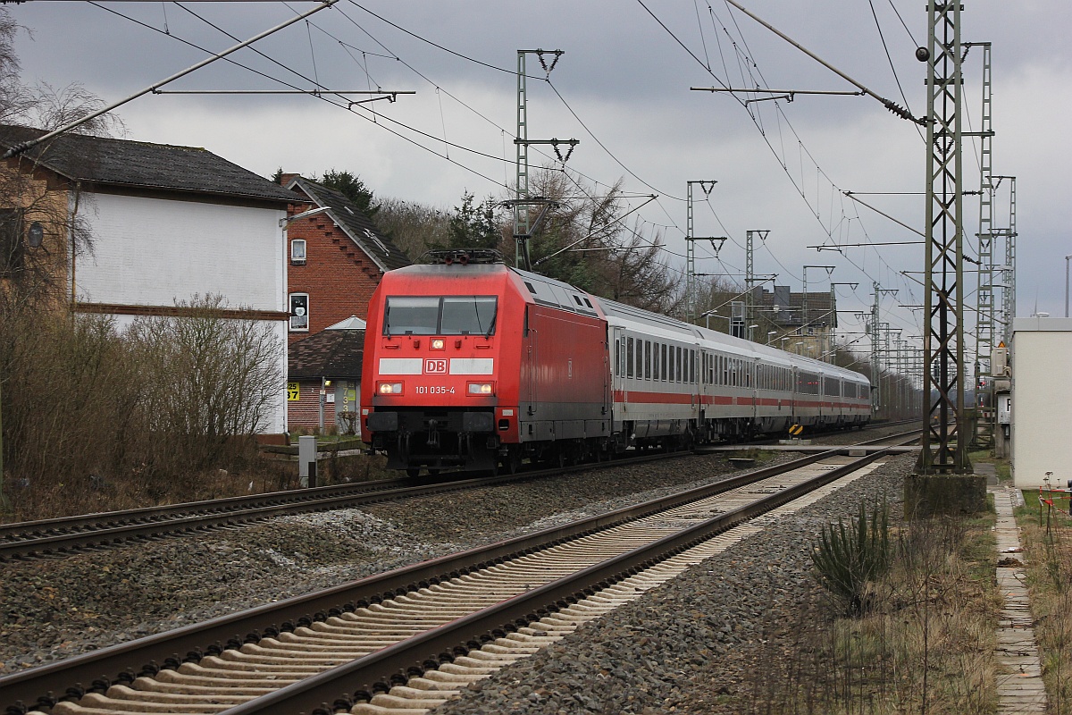 101 035-4 mit IC nach Köln, Jübek 05.03.2017