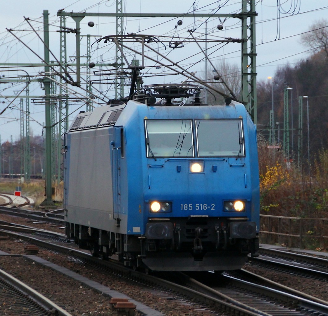 AlphaTrains/VPS 185 516-2 rollt hier Solo durch Hamburg-Harburg. 30.11.2013