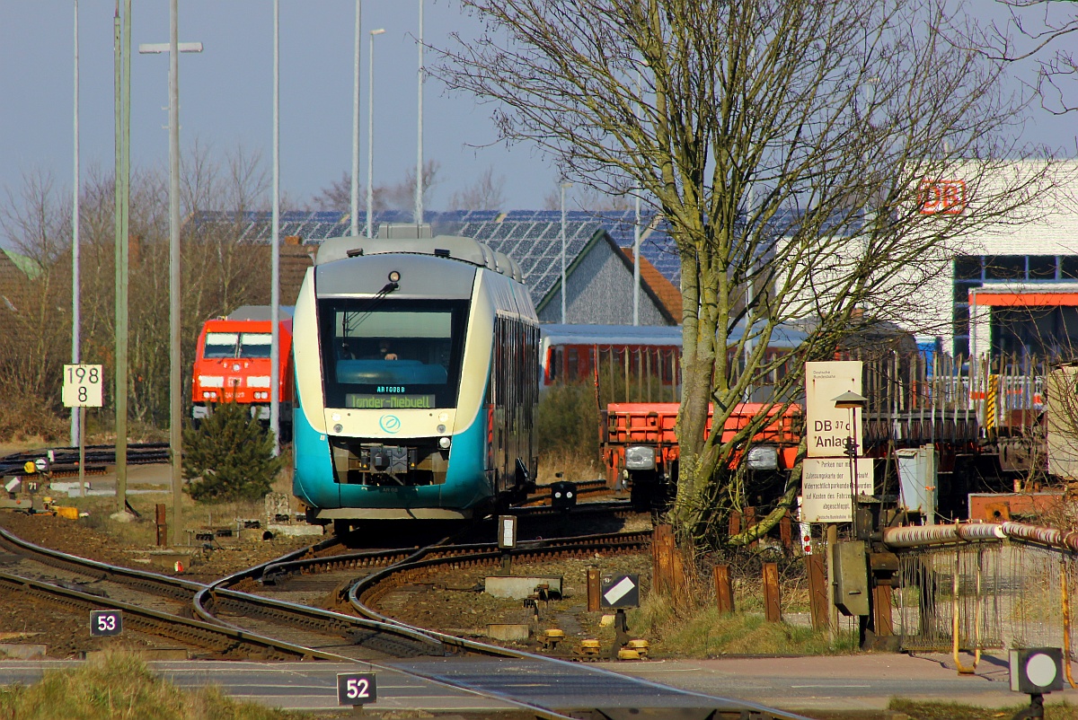 Arriva AR 1008 bei der Einfahrt in Niebüll 12.03.2016