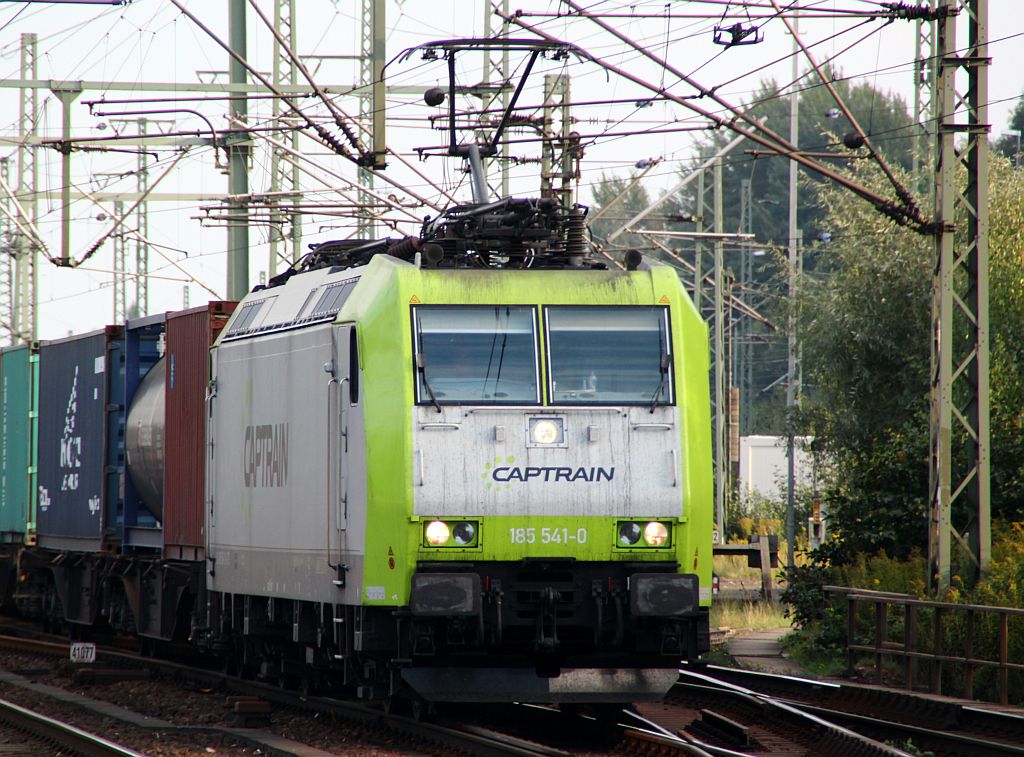 Captrain 185 541-0 mit Containerzug, HH-Harburg, 28.09.12