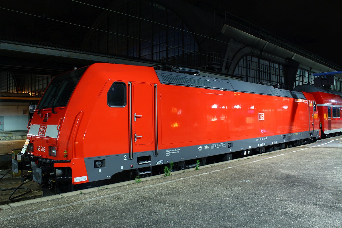 DB 146 206-8 Karlsruhe Hbf 01.06.2012