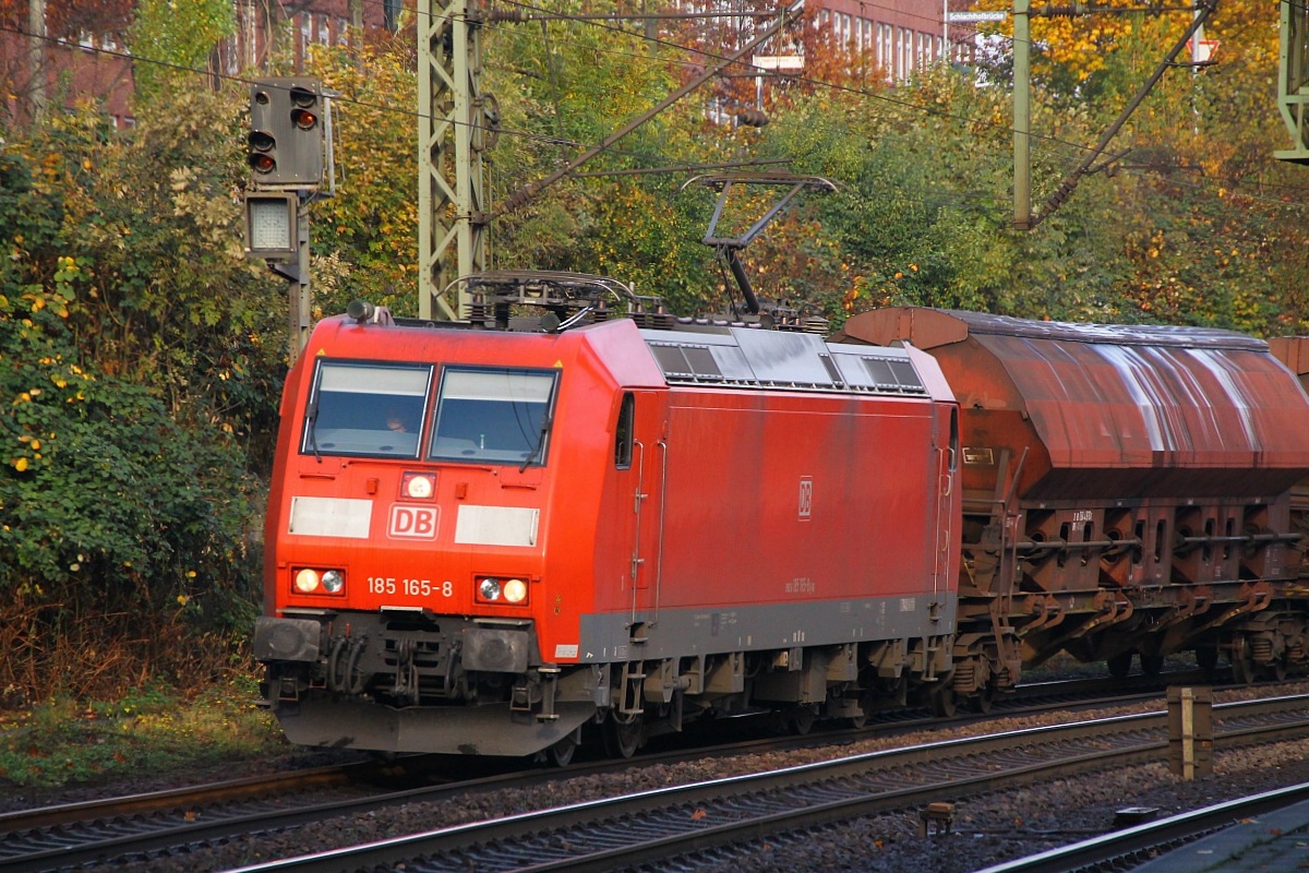 DB 185 165-8(Unt/LDX/08.02.12)mit Kalkzug aufgenommen in HH-Harburg 26.10.2013
