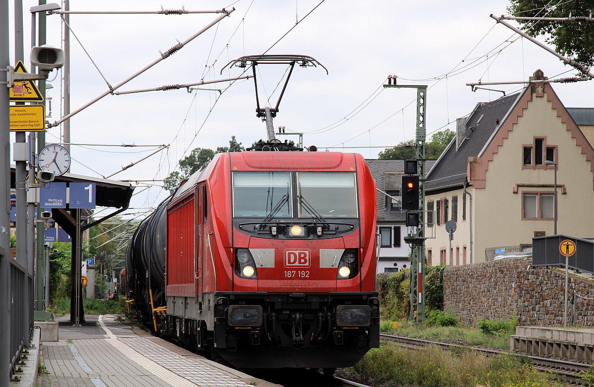 DB 187 192 mit gemischtem Güterzug aufgenommen in Geisenheim 16.09.2021