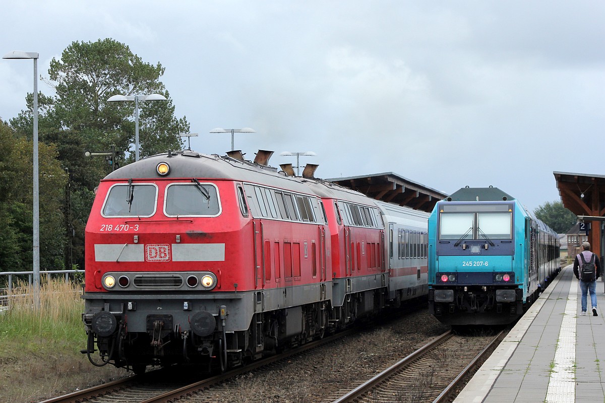 DB 218 470 und 484 mit IC 2072 Niebll 23.09.2018