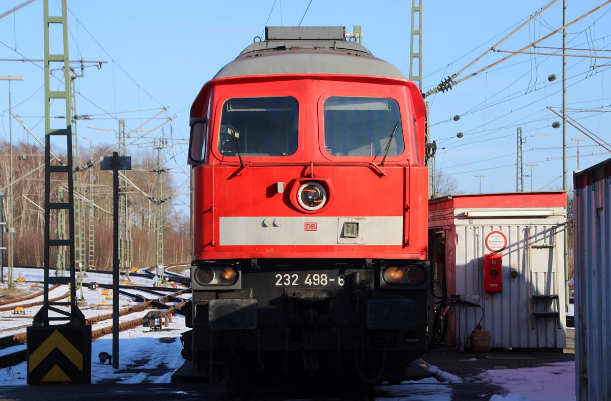 DB 232 498-6 beim tanken in Maschen am 11.03.2023 D.P/M.S