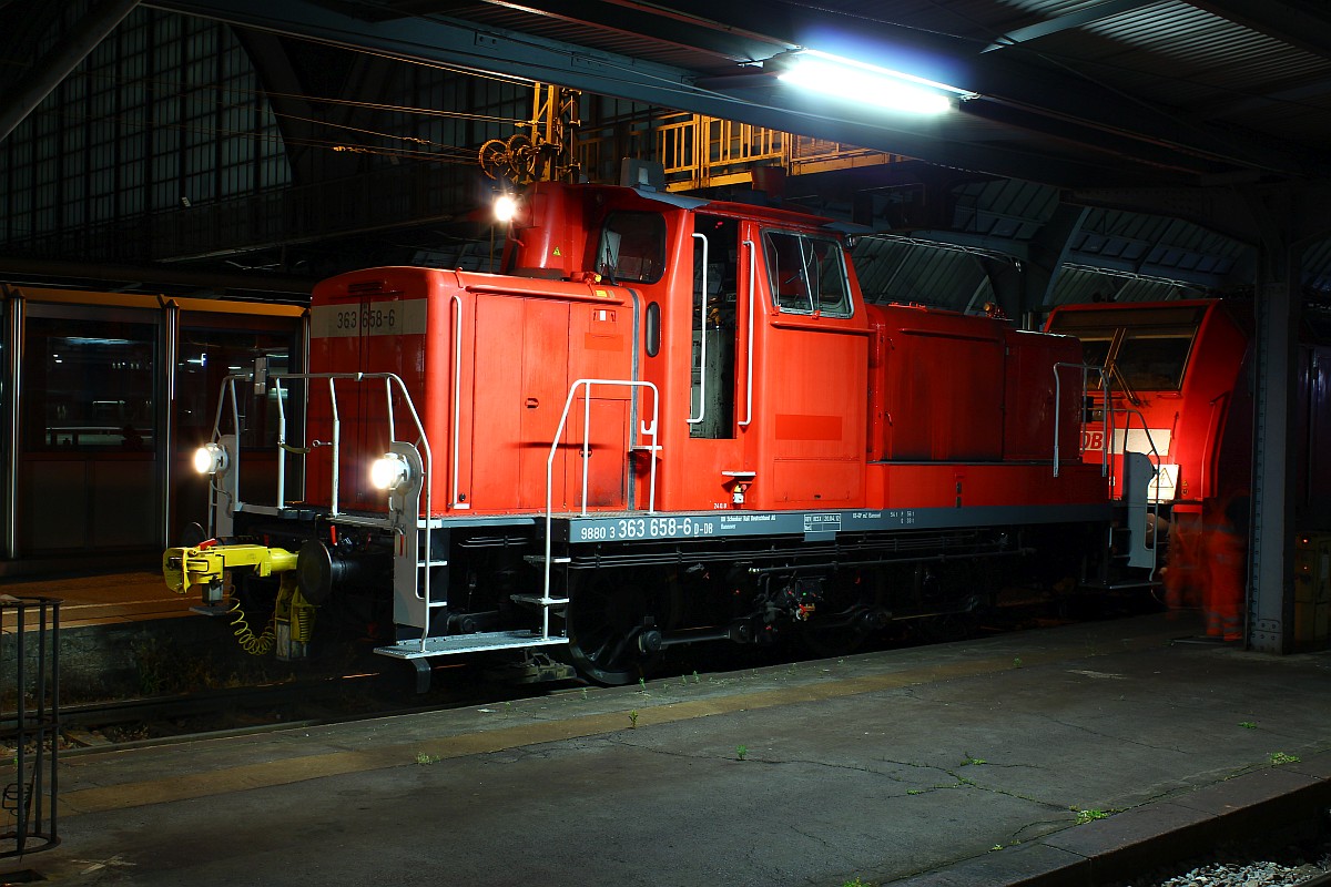 DB 363 658-6 Karlsruhe Hbf 01.06.2012