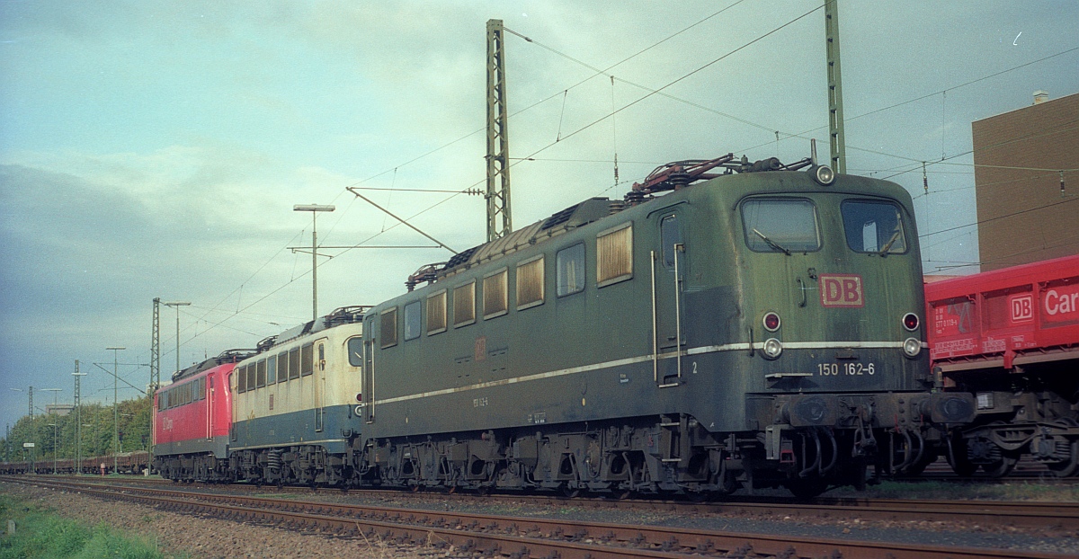 DB E50 162 / 150 162-6 Bw Kornwestheim 16.10.2003 (D.S)