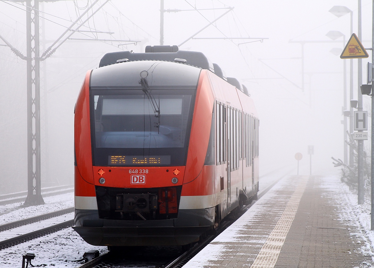 DB Regio 0648 338/838 als RE 74 nach Kiel festgehalten in Schleswig. 20.01.2015