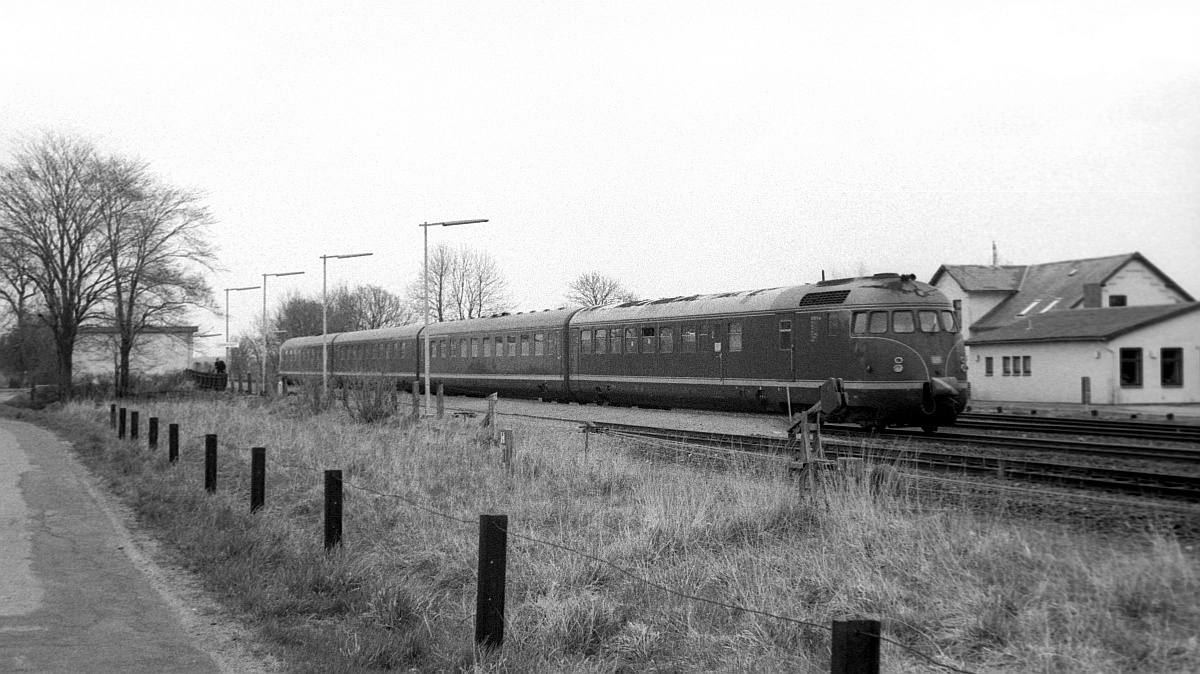 DB VT 12.6 613 613 Oster-Ohrstedt 24.04.1982 