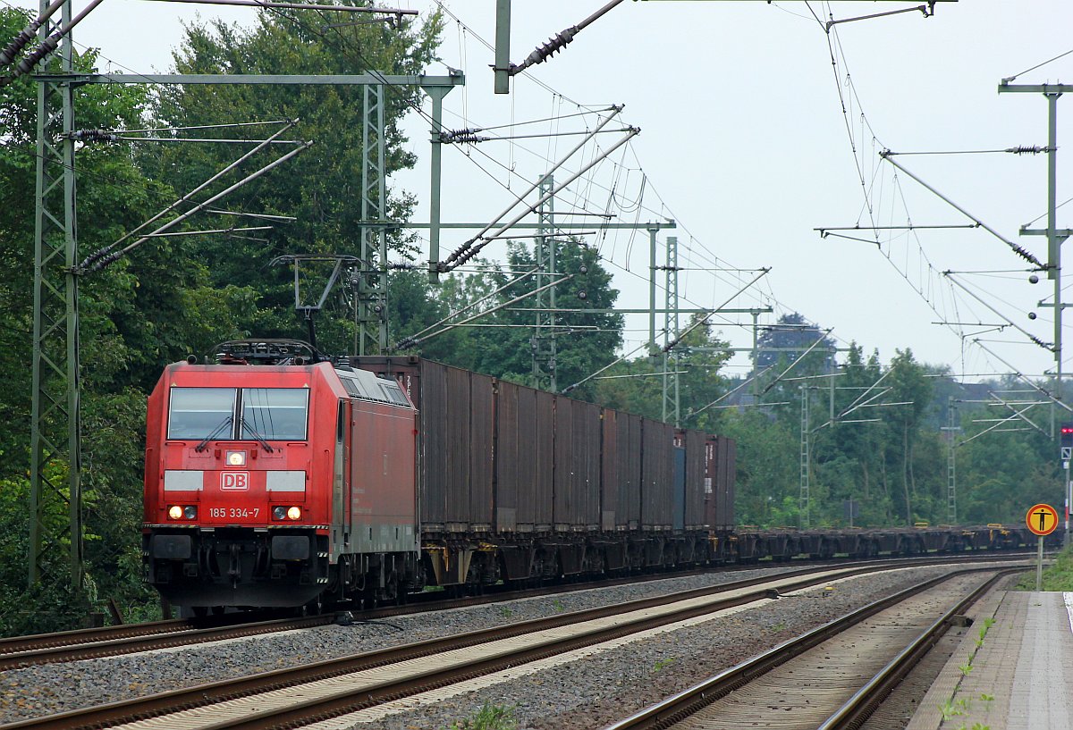 DBCSC 185 334-7 mit Volvo Zug nach Schweden. Schleswig 18.08.2017