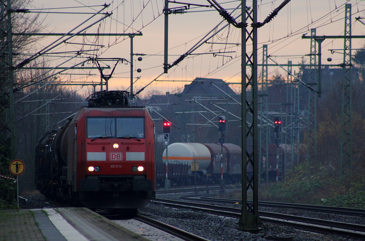 DBS/RSC EG 3113 mit Güterzug festgehalten in Schleswig am 25.11.2015.