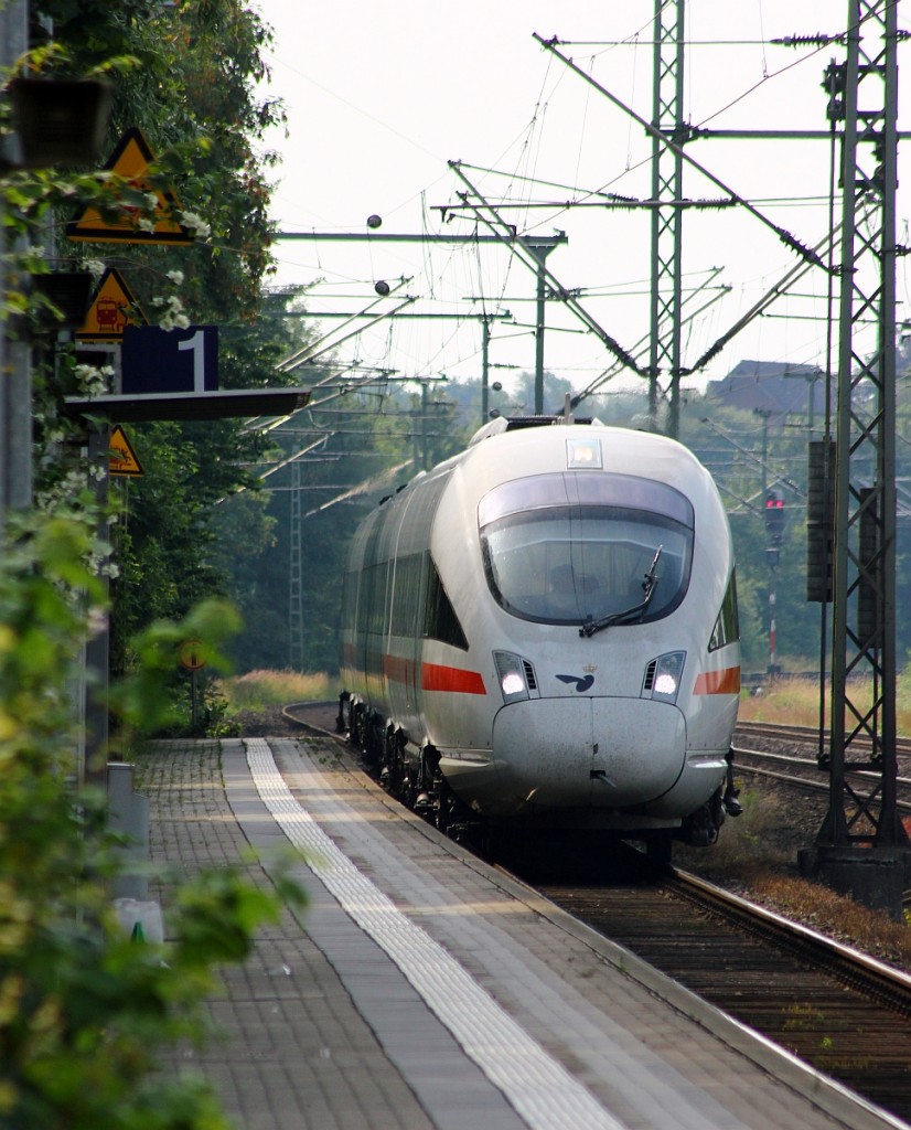 DSB/DB ICE-(T)D Tz 5504 mit der Zugnummer LPFT-A 13360(HH-Langenfelde - Flensburg)als Ersatzzug für den ICE 381 der heute von Flensburg startete hier aufgenommen bei der Durchfahrt in Schleswig. 04.07.2015