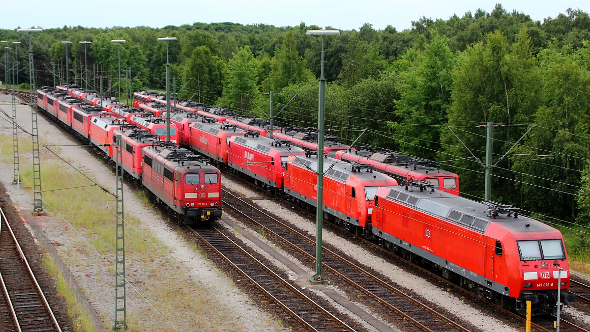E-Lok Abstellgruppe mit BR 145 151 und 185, Maschen 03.06.2012
