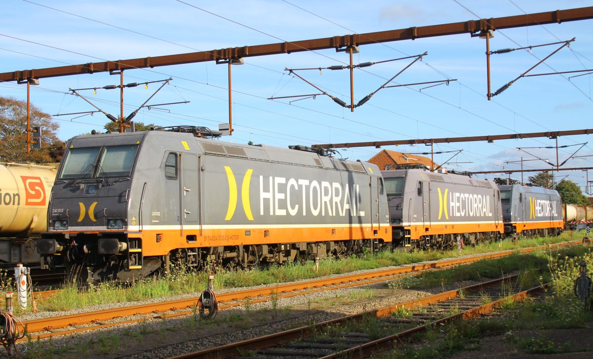Hectorrail 241.012 - 241.003 - 241.014 abgestellt in der Nordabstellung von Pattburg/Padborg, 16.08.2023