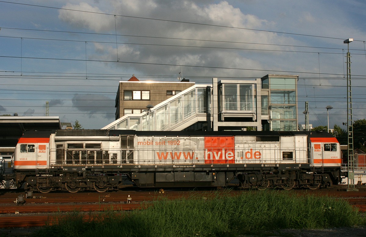 HVLE V330.6 oder 250 003-1 stand am 01.09.2015 abgestellt in Emden Hbf.