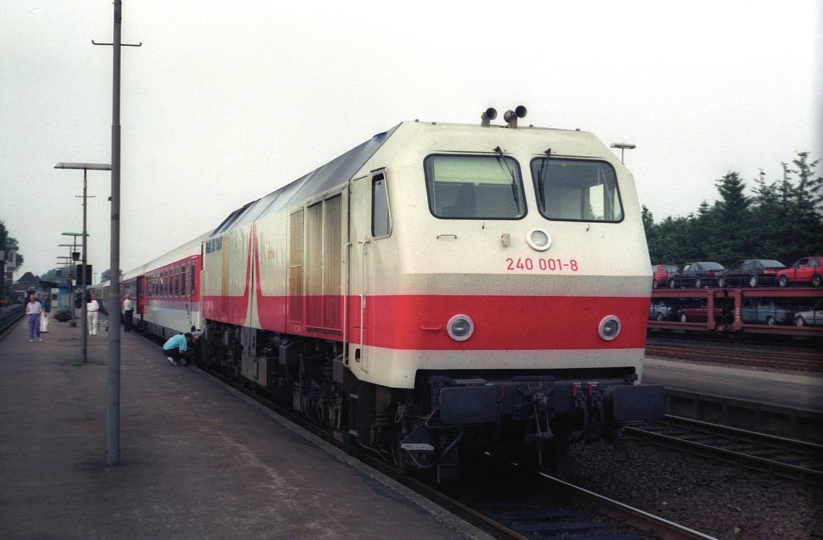 MaK DE1024/ 240 001-8 Niebüll Bhf 31.08.1991
