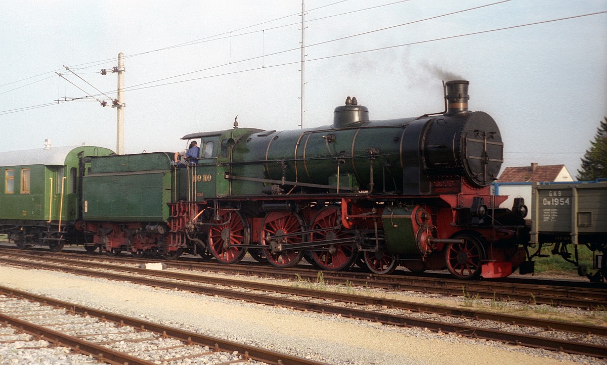 MAV 302.610 Straßhof 12.09.1987