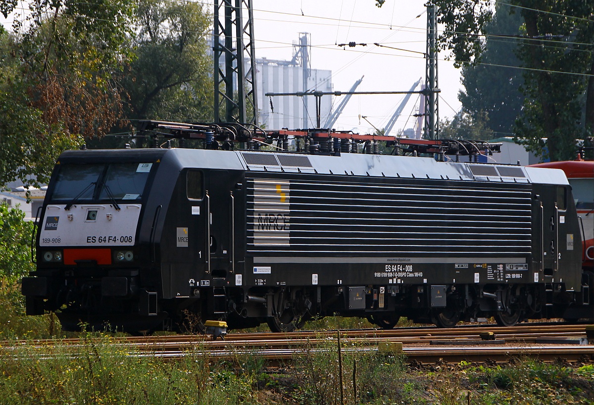 MRCE/LEG 189 908-7/ES64F4-008 abgestellt am Stellwerk Hamburg Hohe Schaar(AHOSS). 06.09.2014