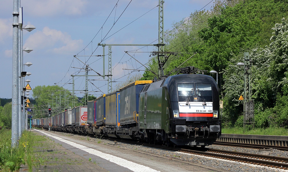 MRCE/TXL ES 64 U2-022 mit KLV in Schleswig 21.05.2017