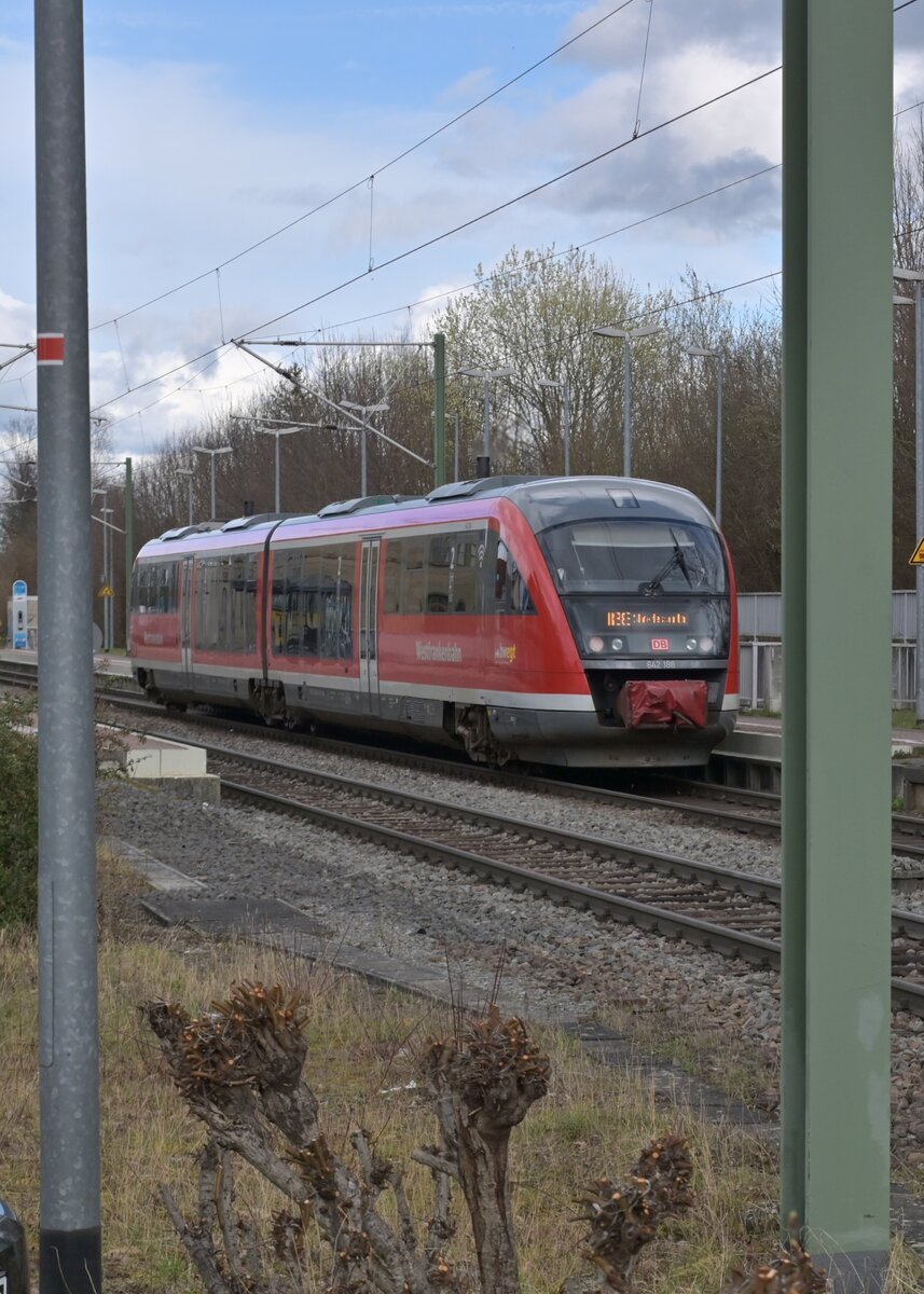 Nachschuß auf einen RE80 Triebwagen der in dem Fall den 642 188 zeigt, auf seinem Weg nach Crailsheim in Bretzfeld am Samstag den 24.2.2024