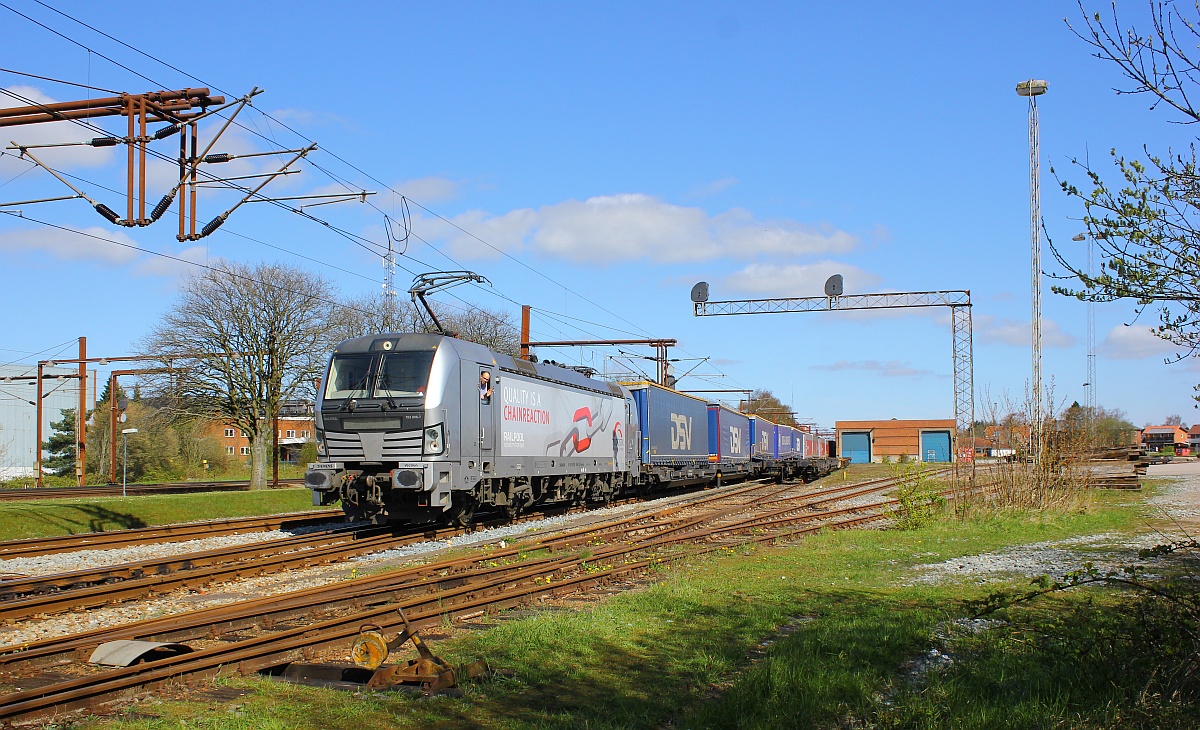 Railpool/TXL 193 806-7, der erste Vectron im Regeldienst in Padborg, 01.05.16