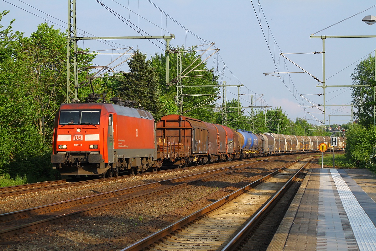 Version 2 ohne Tele: Eine halbe Stunde später kam die nächste EG hier die 3110 mit einem Mischer durch Schleswig gefahren. 19..05.2014