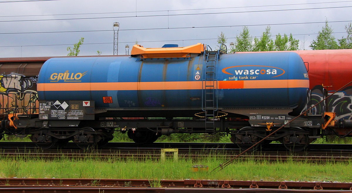WASCOSA/Grillo vierachsiger Kesselwagen der Gattung Zagns registriert unter  37 80 7809 139-4 D-WASCO, Pattburg 13.05.2022