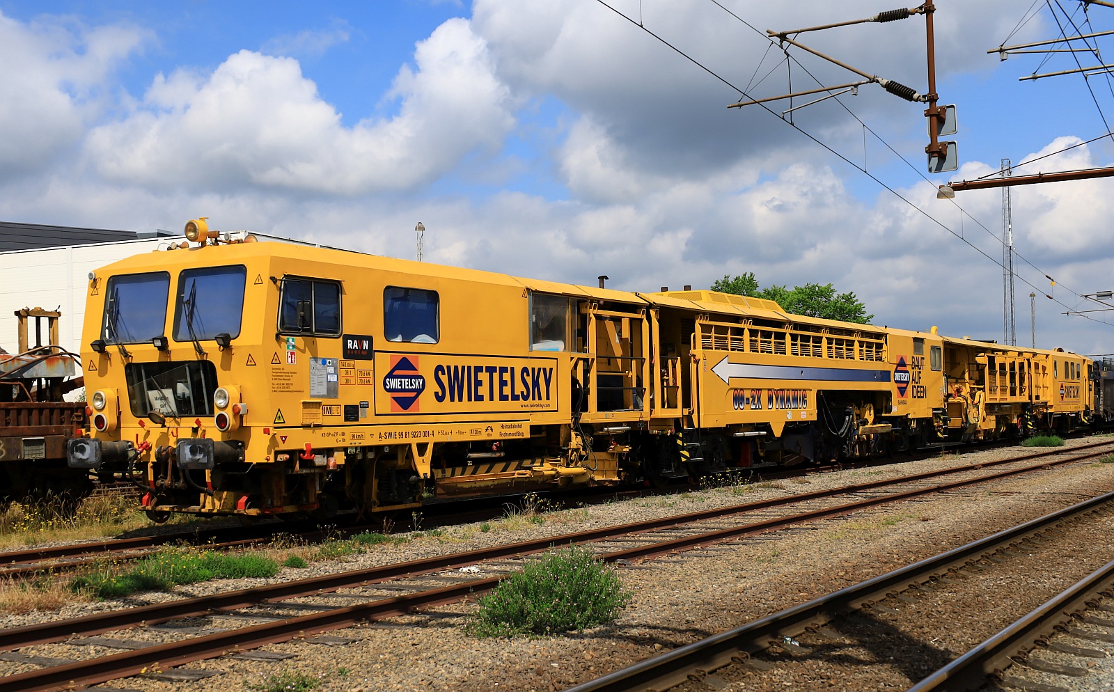Swietelsky P&T 09-2X Dynamic registriert unter A-SWIE 99 81 9223 001-4 (Pl & Th Baunummer 2567 Baujahr 1992) steht immernoch im dänischen Padborg abgestellt. 25.06.2023