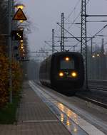 ic-3-diesel-mfa-50xx-ff54xx-mfb-52xx/578892/dsb-ic3-mfaffmfb-50545285-als-ec386 DSB IC3 MFA/FF/MFB 50/54/5285 als EC386 nach Aarhus aufgenommen bei der Einfahrt in Schleswig am 03.12.2015.