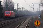 RSC 0185 322-2 fuhr am heutigen Morgen mit einem sehr langen Stahlzug durch Schleswig.