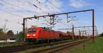 DBCSC 185 321-4, REV/AM9/02.09.22 verlässt Pattburg/DK mit einem Güterzug gen Süden. 12.05.2023 