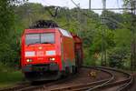RSC/DBS EG 3106 mit Güterzug kurz vor der Durchfahrt im Bhf Schleswig, aufgenommen am Bü Karpfenteich Schleswig. 14.05.2014