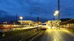 karlsruhe-hbf/542418/morgendlicher-blick-auf-den-karlsruher-hauptbahnhof Morgendlicher Blick auf den Karlsruher Hauptbahnhof. 01.06.12