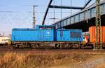Unterwegs im Auftrag für Metrans dieselt hier die PRESS 204 005-3(92 80 1203 350-4, REV/LS X/02.11.10)mit nem Kistenzug unter der  blauen Brücke  in HH-Waltershof durch. Hamburg 06.02.2015