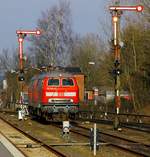 br-1-218-v-164-db/580587/db-218-345-und-340-auf DB 218 345 und 340 auf Rangierfahrt im Bahnhof Niebüll. 12.03.2016