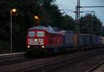 DB 232 201-4 dieselt hier mit dem EZ/GD 4742x durch Schleswig. 27.07.2014