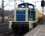 br-3-290-v-90/579067/frisch-von-der-hu-zurueck-dieselt Frisch von der HU zurück dieselt hier HSL 3290 189-0 mit einem Transpetrol-Zug durch Hamburg-Harburg. 10.12.2015