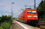 br-6-101-adtranz/575434/db-101-003-2-mit-dem-ic DB 101 003-2 mit dem IC 2417 nach Köln aufgenommen beim Halt in Schleswig. 28.06.2015