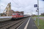 Der letzte Mittagsersatzzug der Linie RE8 der vor dem Fahrplanwechsel Morgen gen Stuttgart Hbf fuhr.
