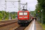 br-6-112-ex-dr-212/567122/db-112-175-5-mit-dem-sh-express DB 112 175-5 mit dem SH-Express nach Flensburg beim Halt in Schleswig. 20.06.2014