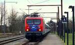 Einfahrt für den Snälltåget D 304 (Salzburg Hbf-Malmö Central) mit Zuglok WFL 114 006-0 in Pattburg/DK 06.03.2022 II