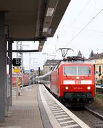 DB 120 114-4 als (Dauer)Zuglok des IC 119 nach Innsbruck Hbf hier festgehalten bei der Einfahrt in den Hbf Koblenz am 16.09.2013