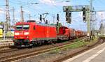 DB 185 178-1 REV/LD X/26.06.20 mit Containerzug Durchfahrt Bremen Hbf 11.06.2022