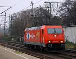 br-6-185-traxx-f140-ac1ac2-private/572924/atcrhc-185-603-8revbtk080814-hatte-einen-autotransport-zug ATC/RHC 185 603-8(REV/BTK/08.08.14) hatte einen Autotransport-Zug im alten Gbf Hamburg-Harburg abgestellt und fuhr wenig später an den Fotografen vorbei Richtung Abstellung. 29.11.2014
