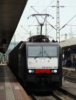 Die für CTL fahrende 189 207-4 rollt hier mit einem Containerzug aus Italien durch den Bhf Basel Bad. 01.06.2012