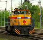 Strukton Railinfra bv 303008(9284 2275 308-9)  Danique  dieselt hier durch Schleswig. 11.05.2012(üaVinG)