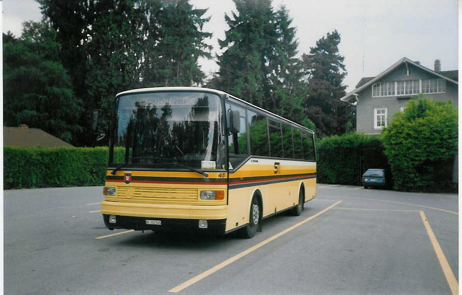 (012'432) - STI Thun - Nr. 45/BE 322'545 - Setra (ex AGS Sigriswil Nr. 3) am 3. Juni 1995 bei der Schifflndte Thun