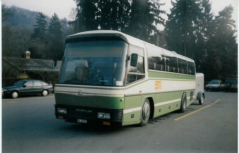 (016'000B) - STI Thun - Nr. 43/BE 26'730 - Neoplan (ex AGS Sigriswil Nr. 2) am 28. Dezember 1996 bei der Schifflndte Thun