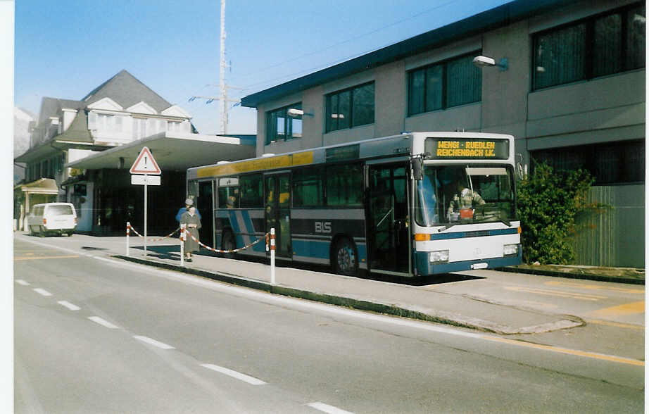 (021'030) - AFA Adelboden - Nr. 3/BE 26'703 - Mercedes am 14. Dezember 1997 beim Bahnhof Frutigen