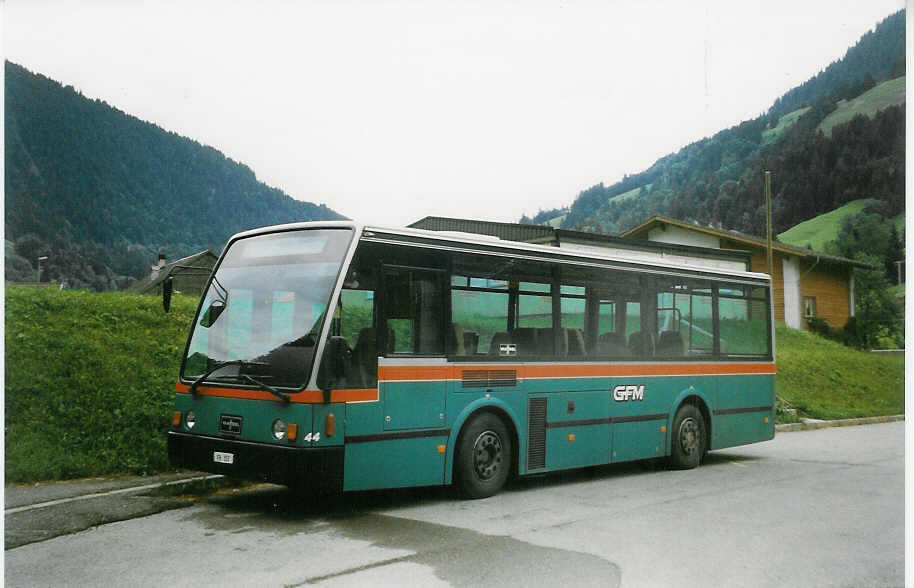 (023'830) - GFM Fribourg - Nr. 44/FR 357 - Van Hool am 7. Juli 1998 in Kappelboden, Garage